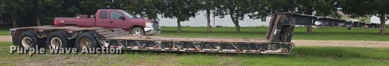 image for item DO7950 1982 Shoals Hercules 40DLBHR lowboy equipment trailer