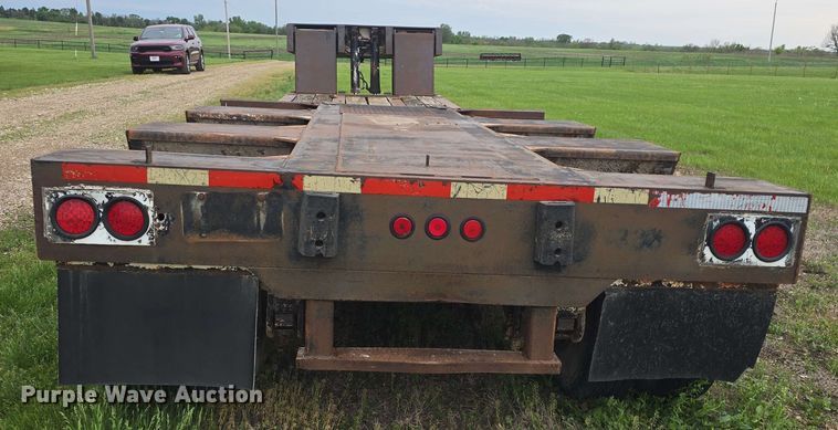 image for item DO7950 1982 Shoals Hercules 40DLBHR lowboy equipment trailer
