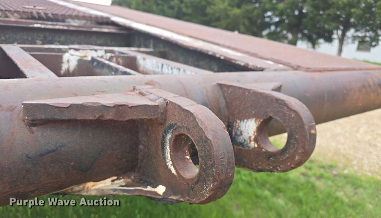 image for item DO7950 1982 Shoals Hercules 40DLBHR lowboy equipment trailer