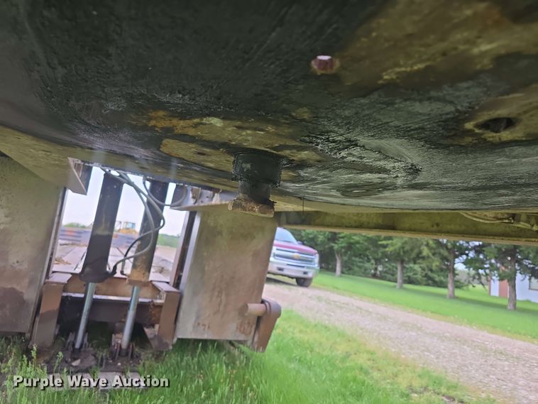 image for item DO7950 1982 Shoals Hercules 40DLBHR lowboy equipment trailer