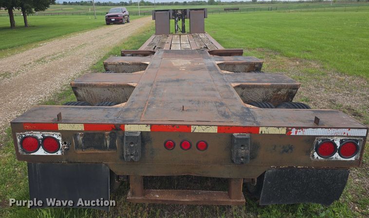 image for item DO7950 1982 Shoals Hercules 40DLBHR lowboy equipment trailer
