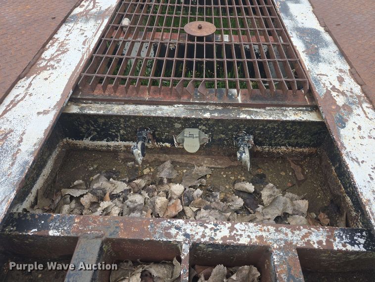 image for item DO7950 1982 Shoals Hercules 40DLBHR lowboy equipment trailer