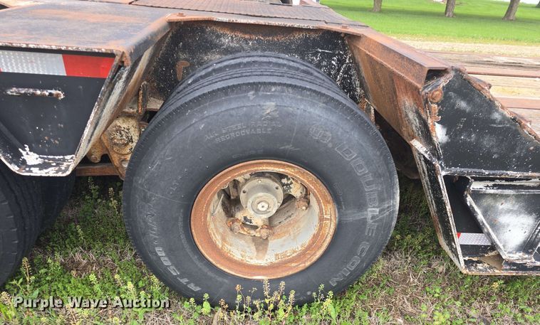 image for item DO7950 1982 Shoals Hercules 40DLBHR lowboy equipment trailer