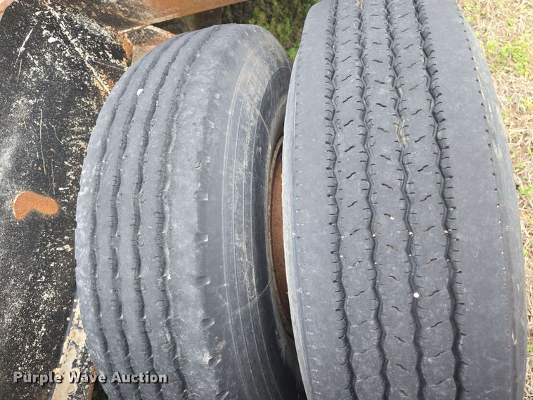 image for item DO7950 1982 Shoals Hercules 40DLBHR lowboy equipment trailer