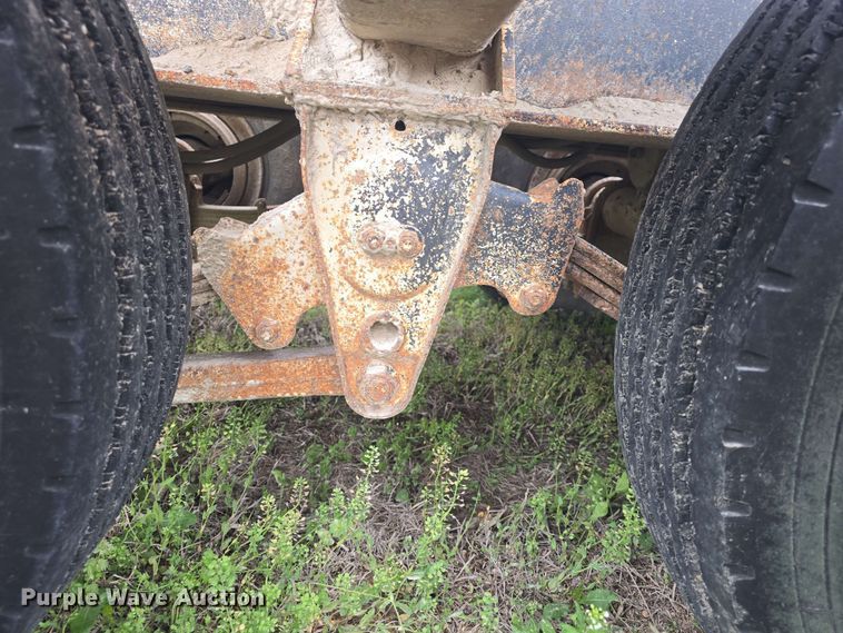 image for item DO7950 1982 Shoals Hercules 40DLBHR lowboy equipment trailer