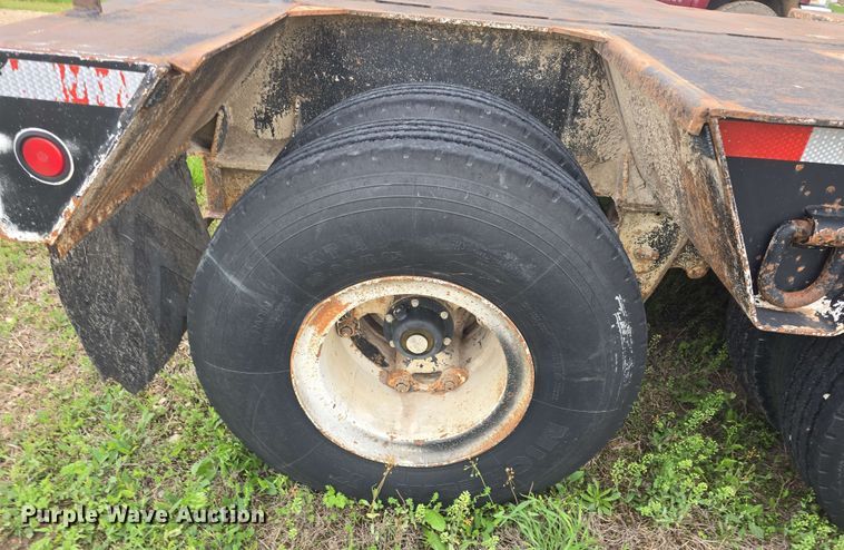 image for item DO7950 1982 Shoals Hercules 40DLBHR lowboy equipment trailer