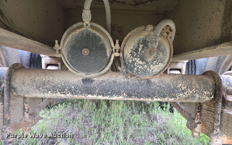 image for item DO7950 1982 Shoals Hercules 40DLBHR lowboy equipment trailer