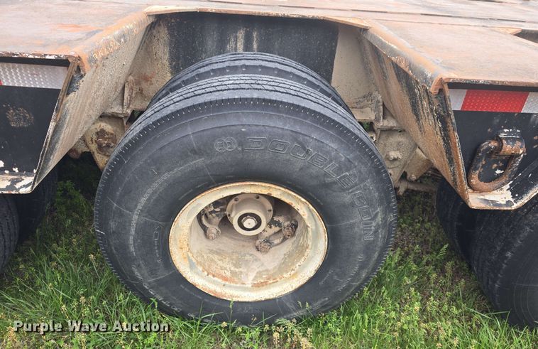 image for item DO7950 1982 Shoals Hercules 40DLBHR lowboy equipment trailer