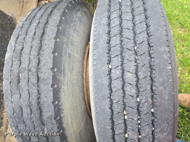 image for item DO7950 1982 Shoals Hercules 40DLBHR lowboy equipment trailer