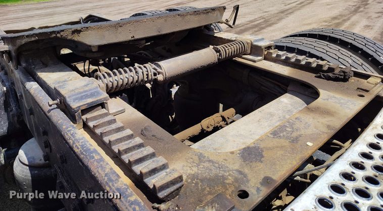 image for item DP4937 1998 Peterbilt 379 semi truck