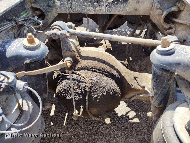 image for item DP4937 1998 Peterbilt 379 semi truck