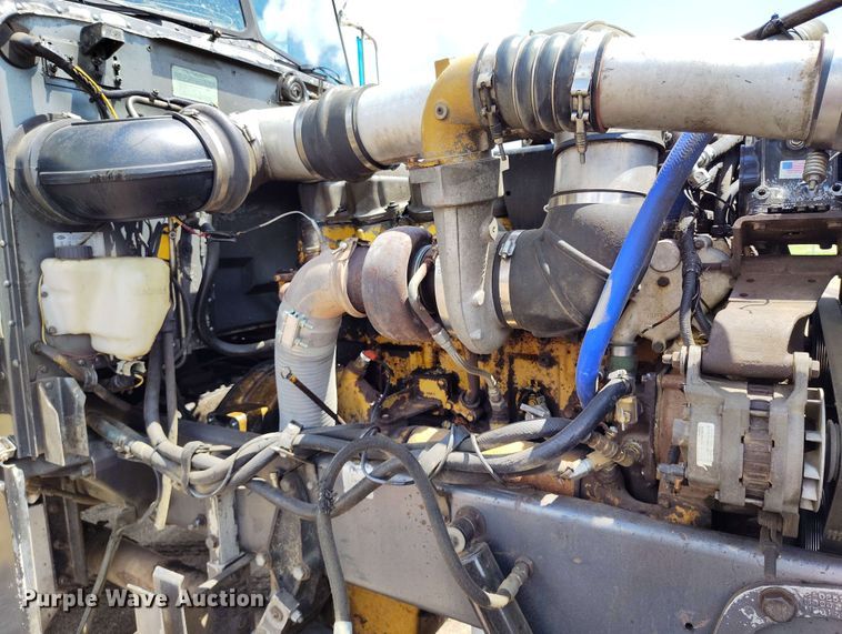 image for item DP4937 1998 Peterbilt 379 semi truck