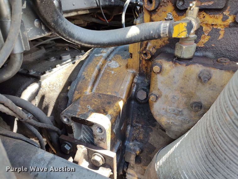 image for item DP4937 1998 Peterbilt 379 semi truck