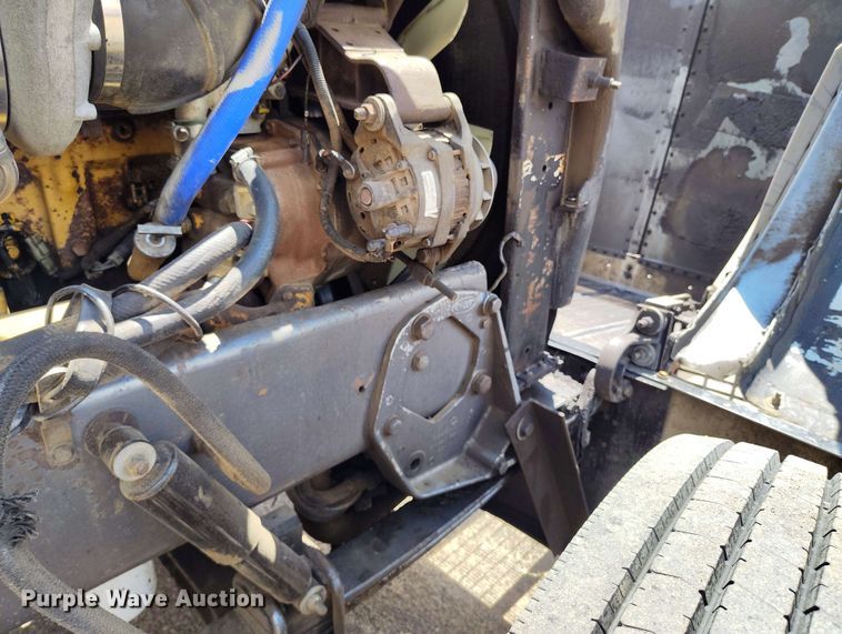 image for item DP4937 1998 Peterbilt 379 semi truck