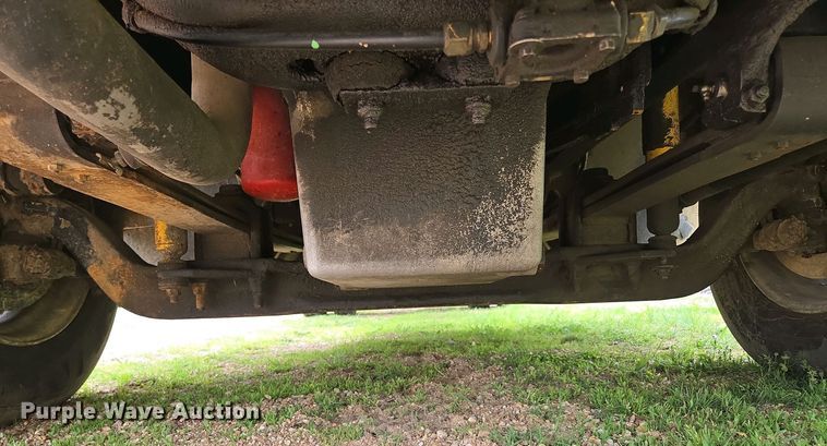 image for item DP6340 1996 Volvo semi truck