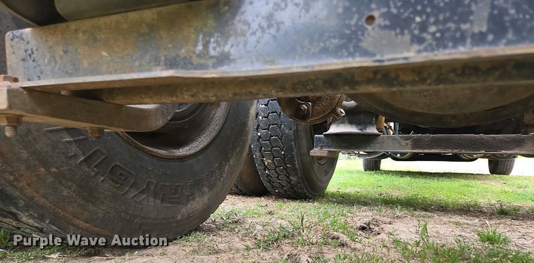 image for item DP6340 1996 Volvo semi truck