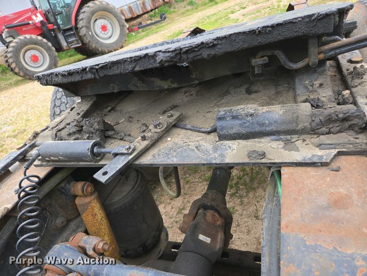 image for item DP6340 1996 Volvo semi truck