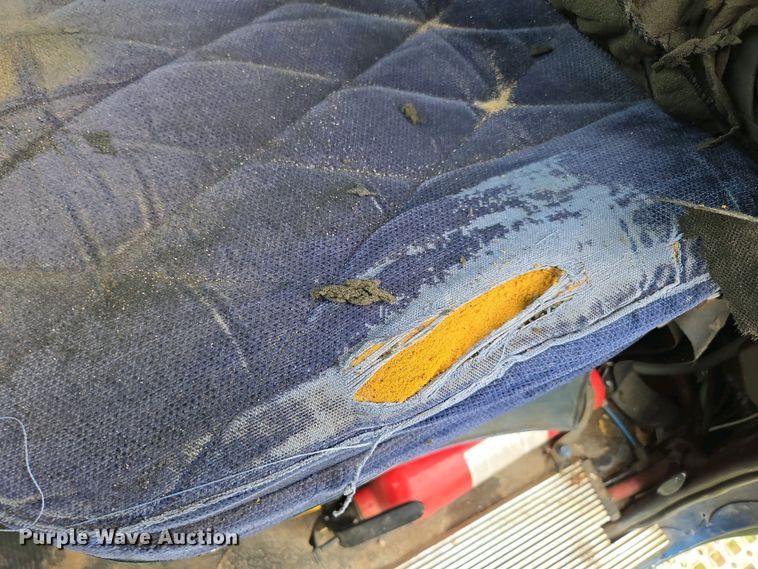 image for item DP6340 1996 Volvo semi truck