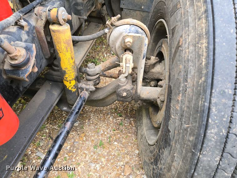 image for item DP6340 1996 Volvo semi truck