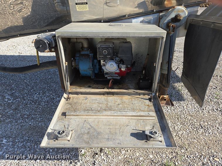 image for item DP6346 1994 Polar tank trailer