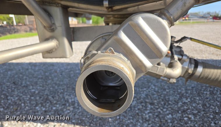 image for item DP6346 1994 Polar tank trailer