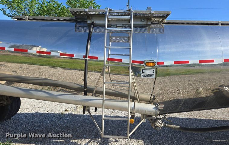image for item DP6346 1994 Polar tank trailer