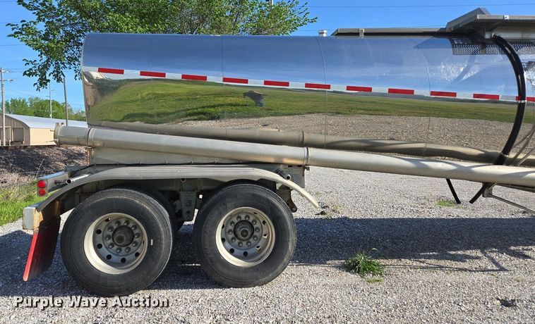 image for item DP6346 1994 Polar tank trailer