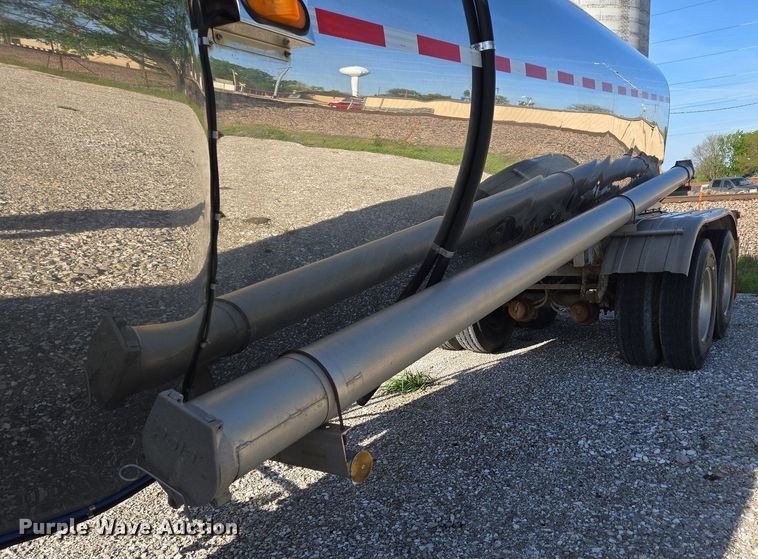 image for item DP6346 1994 Polar tank trailer