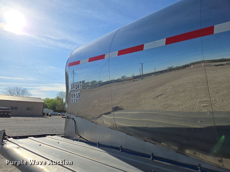 image for item DP6346 1994 Polar tank trailer