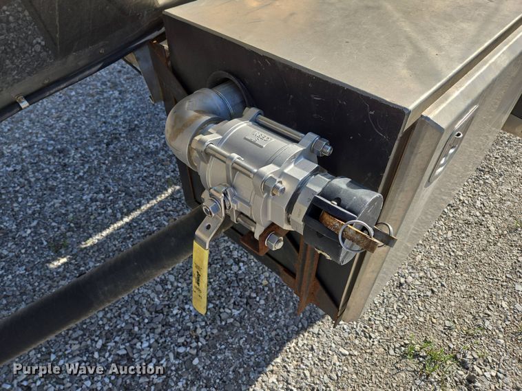 image for item DP6346 1994 Polar tank trailer