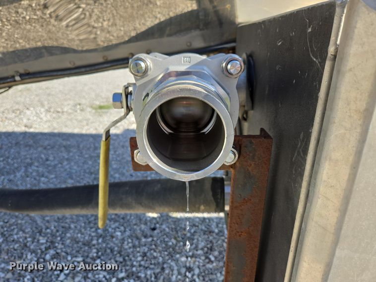 image for item DP6346 1994 Polar tank trailer