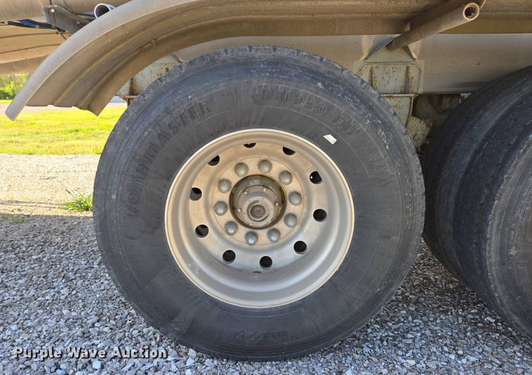 image for item DP6346 1994 Polar tank trailer