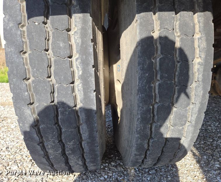 image for item DP6346 1994 Polar tank trailer