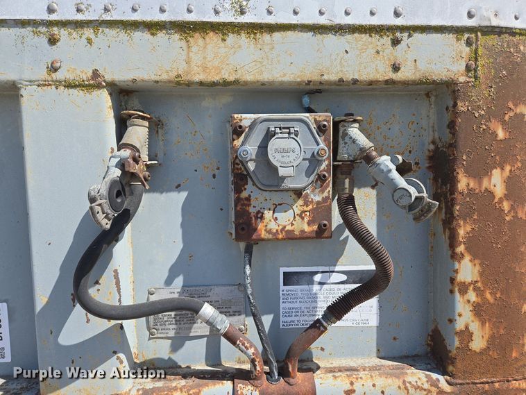 image for item DP6348 1986 Fruehauf FBX-F2-48 dry van trailer