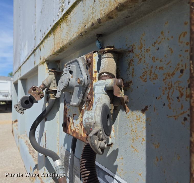 image for item DP6348 1986 Fruehauf FBX-F2-48 dry van trailer