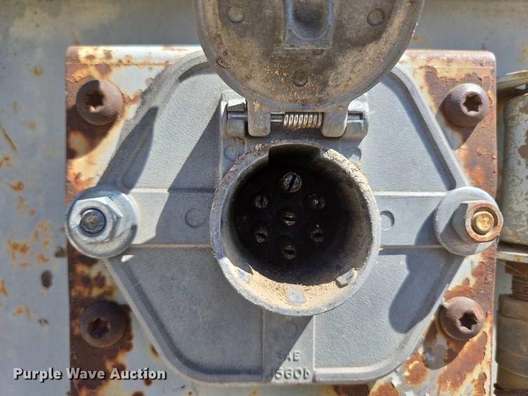 image for item DP6348 1986 Fruehauf FBX-F2-48 dry van trailer