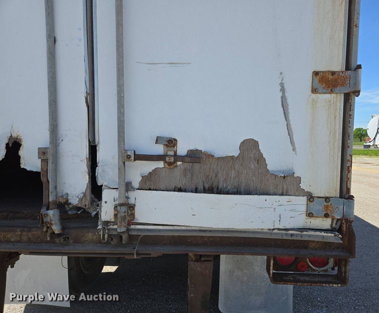 image for item DP6348 1986 Fruehauf FBX-F2-48 dry van trailer