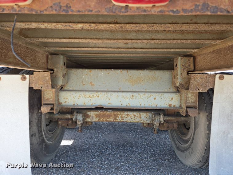 image for item DP6348 1986 Fruehauf FBX-F2-48 dry van trailer