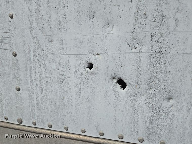 image for item DP6348 1986 Fruehauf FBX-F2-48 dry van trailer