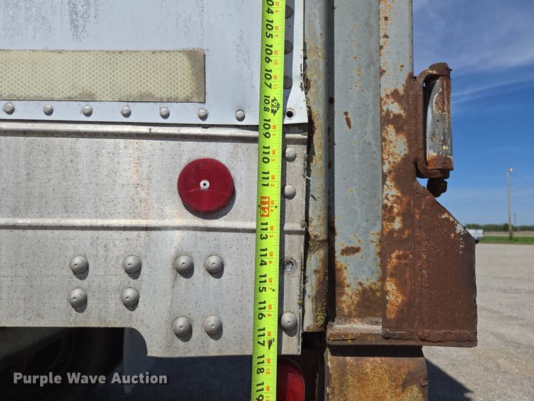 image for item DP6348 1986 Fruehauf FBX-F2-48 dry van trailer