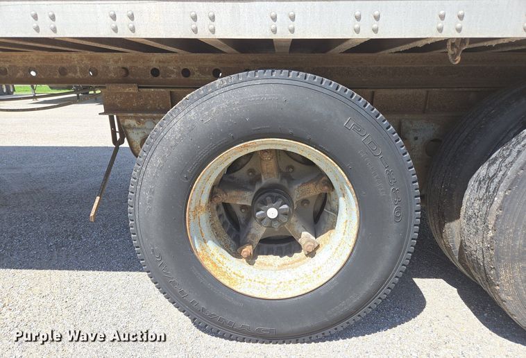 image for item DP6348 1986 Fruehauf FBX-F2-48 dry van trailer