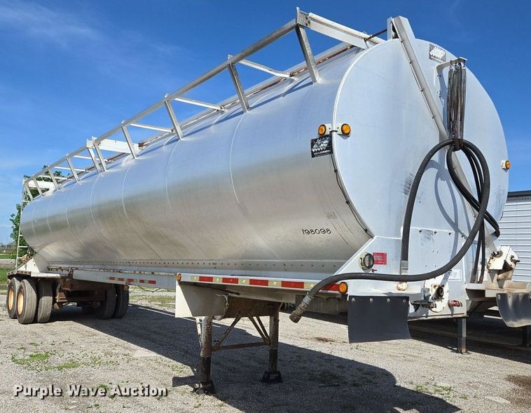 image for item DP6349 2006 Warren Manufacturing Inc. feed delivery trailer