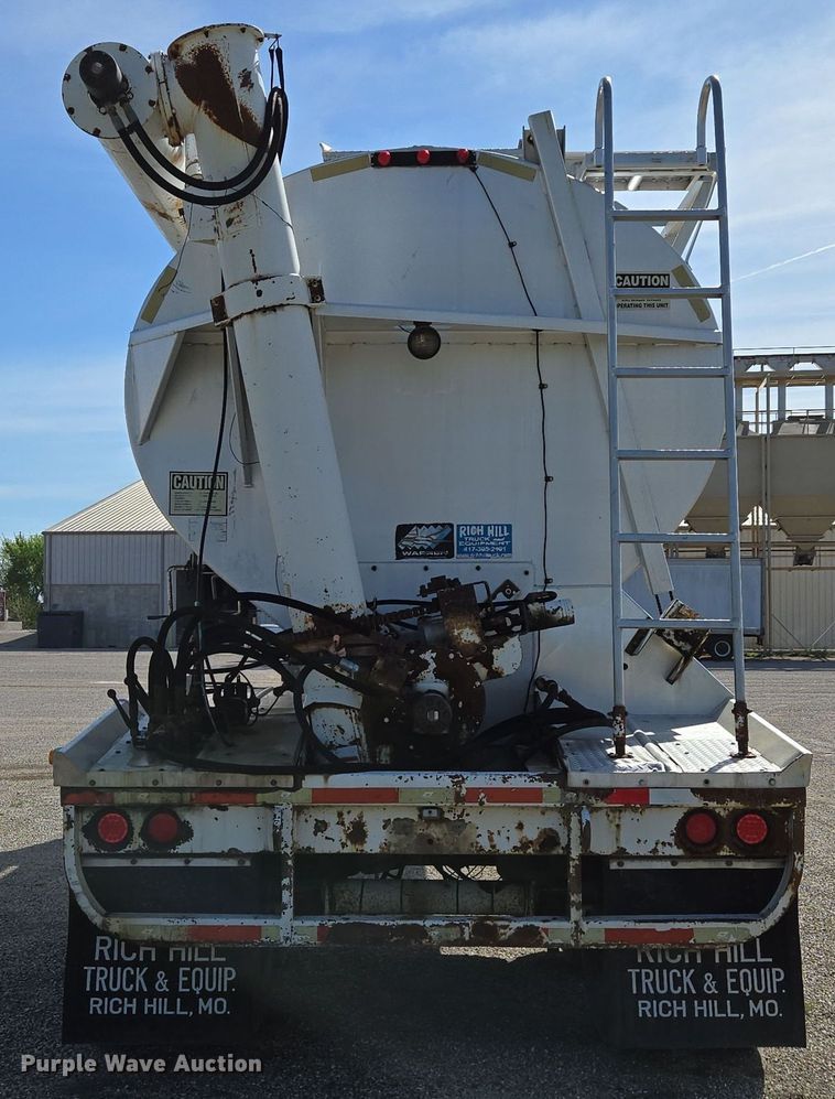 image for item DP6349 2006 Warren Manufacturing Inc. feed delivery trailer