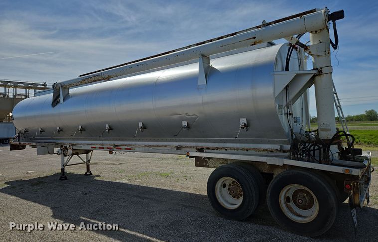 image for item DP6349 2006 Warren Manufacturing Inc. feed delivery trailer