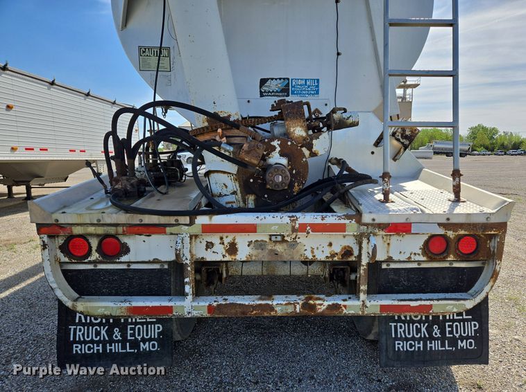 image for item DP6349 2006 Warren Manufacturing Inc. feed delivery trailer