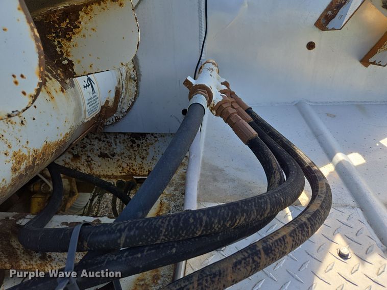 image for item DP6349 2006 Warren Manufacturing Inc. feed delivery trailer