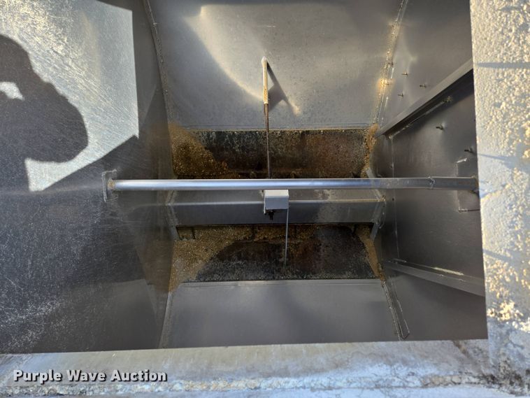 image for item DP6349 2006 Warren Manufacturing Inc. feed delivery trailer