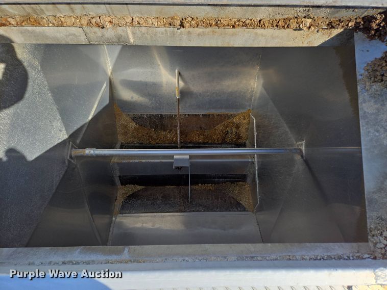 image for item DP6349 2006 Warren Manufacturing Inc. feed delivery trailer