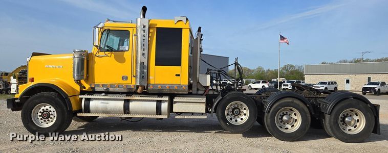 image for item DP6351 2007 Western Star 4900FA semi truck
