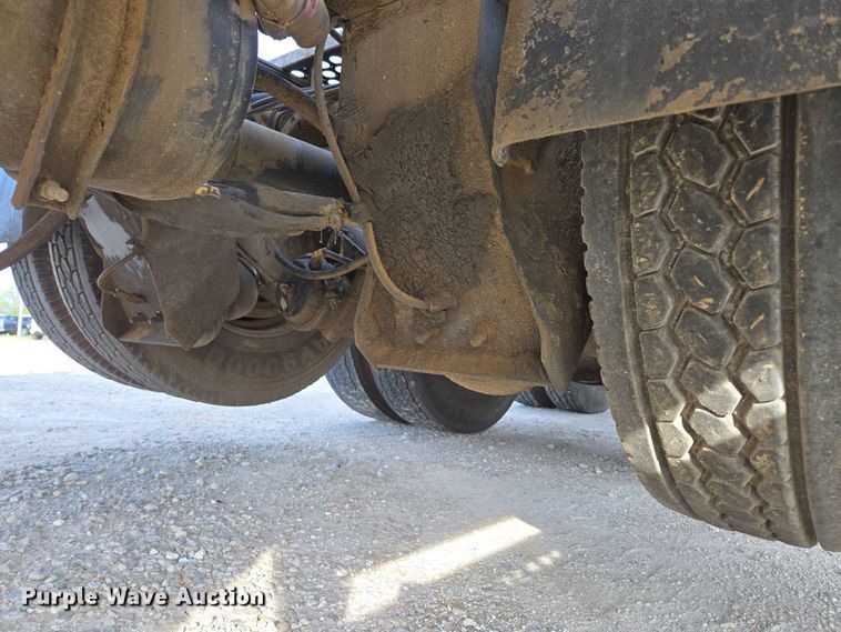 image for item DP6351 2007 Western Star 4900FA semi truck